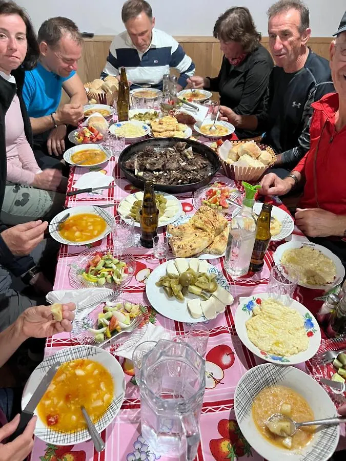 Rosi Ξενοδοχείο Βαλμπόνα Πανσιόν